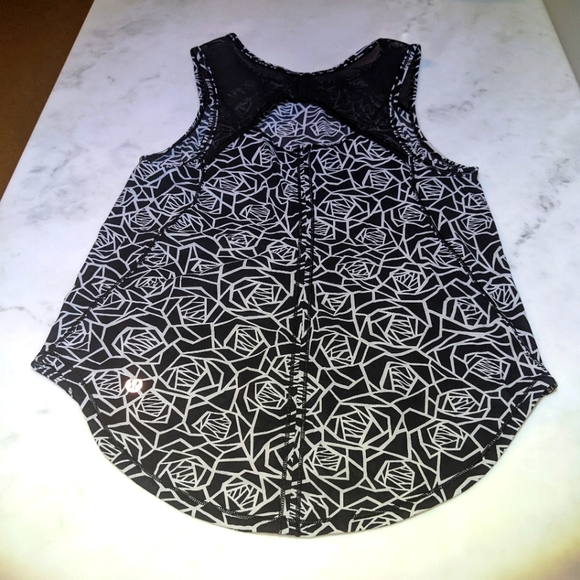 Lululemon Tank Top - Picture 3 of 7
